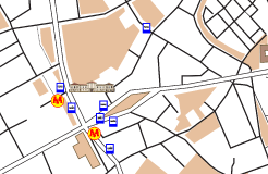 plan pokazujący rozmieszczenie przystanków komunikacji miejskiej w okolicy Muzeum